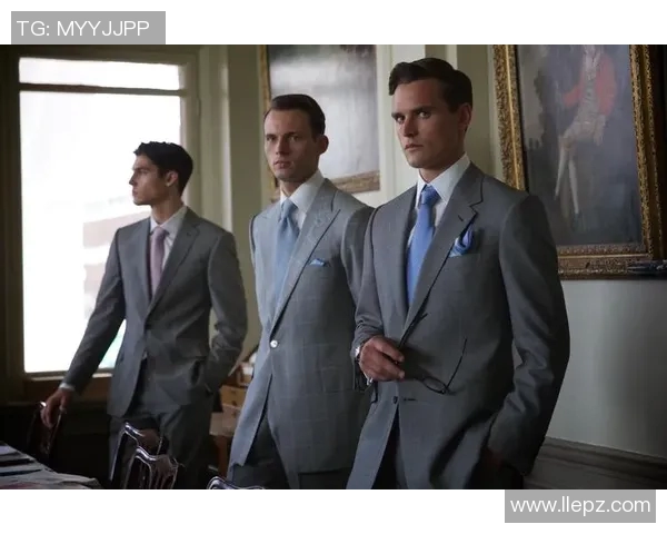 英国足球明星毛新宇老的传奇人生与辉煌成就回顾